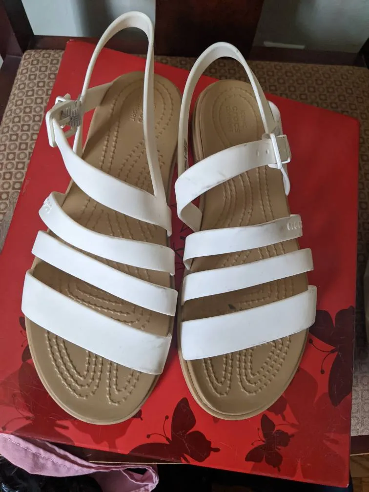 Crocs - Size 5 Sandals photo 1