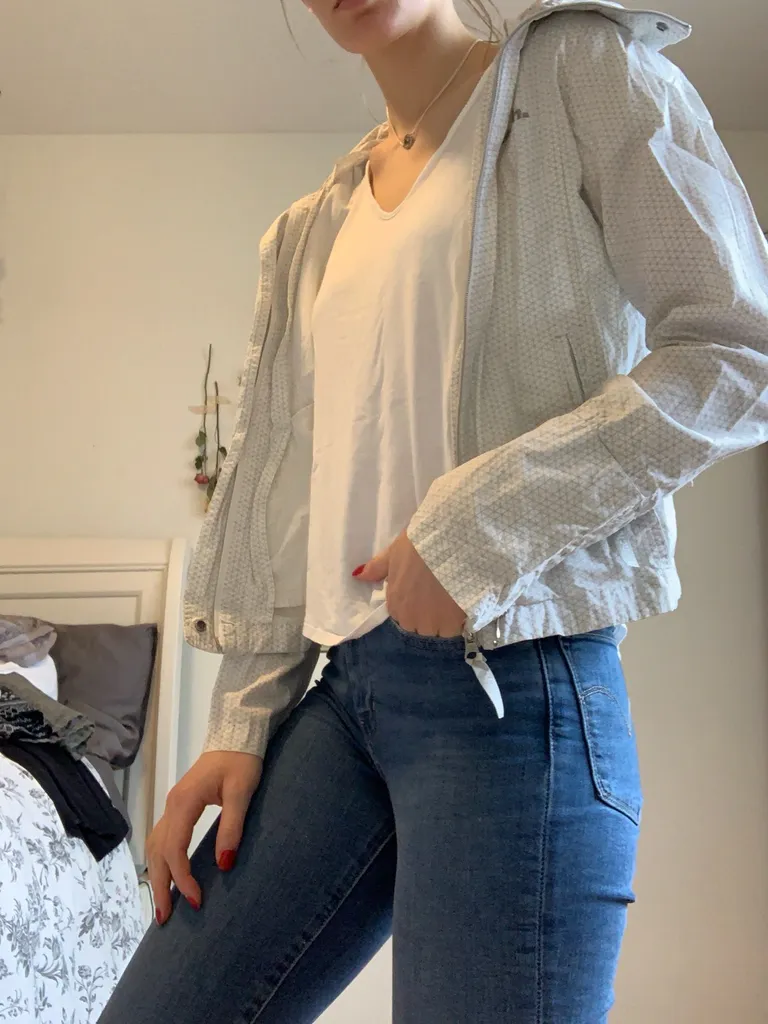 Bench Windbreaker photo 1