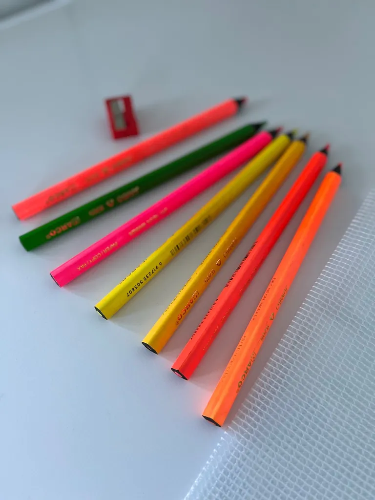Thick Highlighter Markers Pencils photo 1