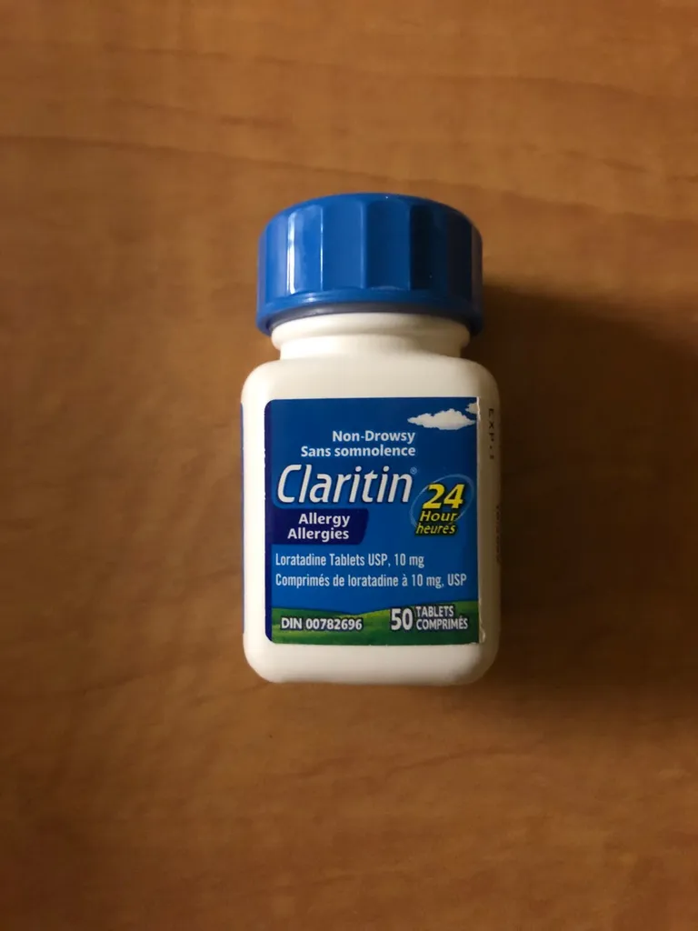 Claritin 24 hour Allergy Tablets photo 1