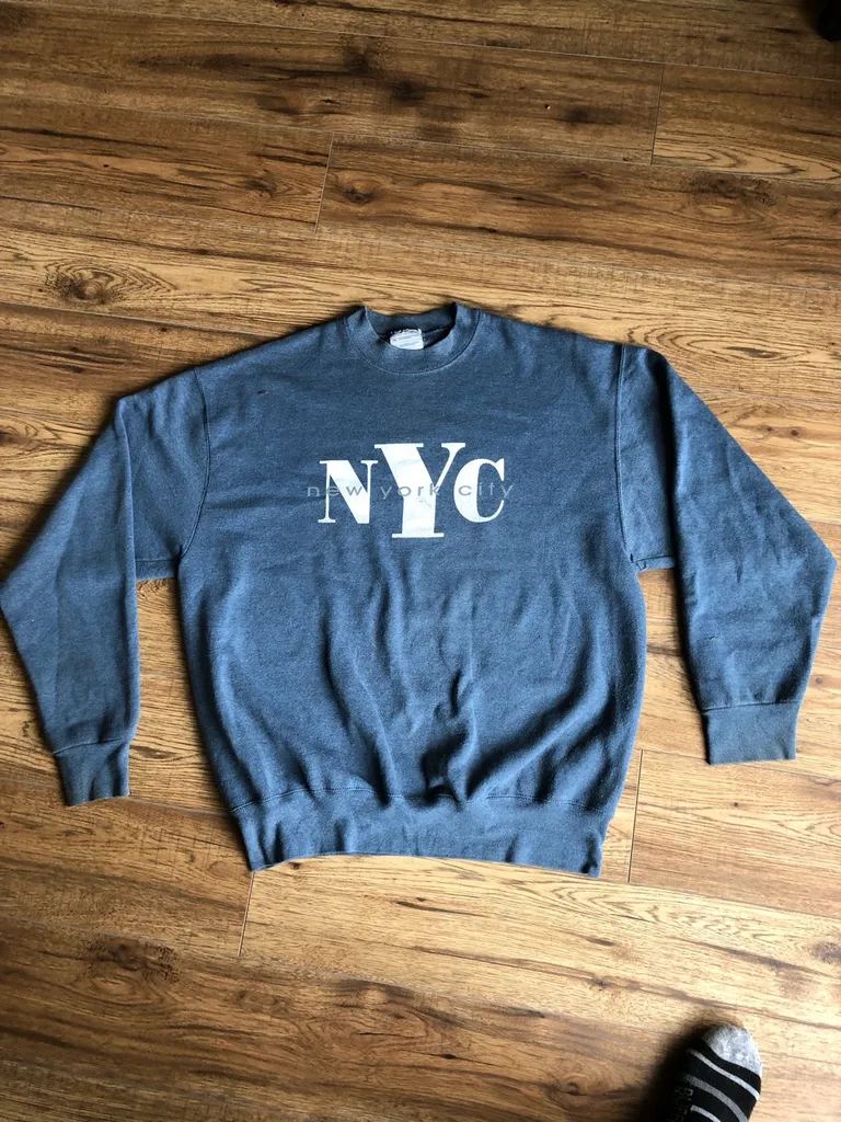 NYC crew Neck photo 1