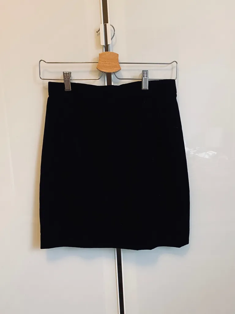 Classic Black Velvet Skirt photo 1