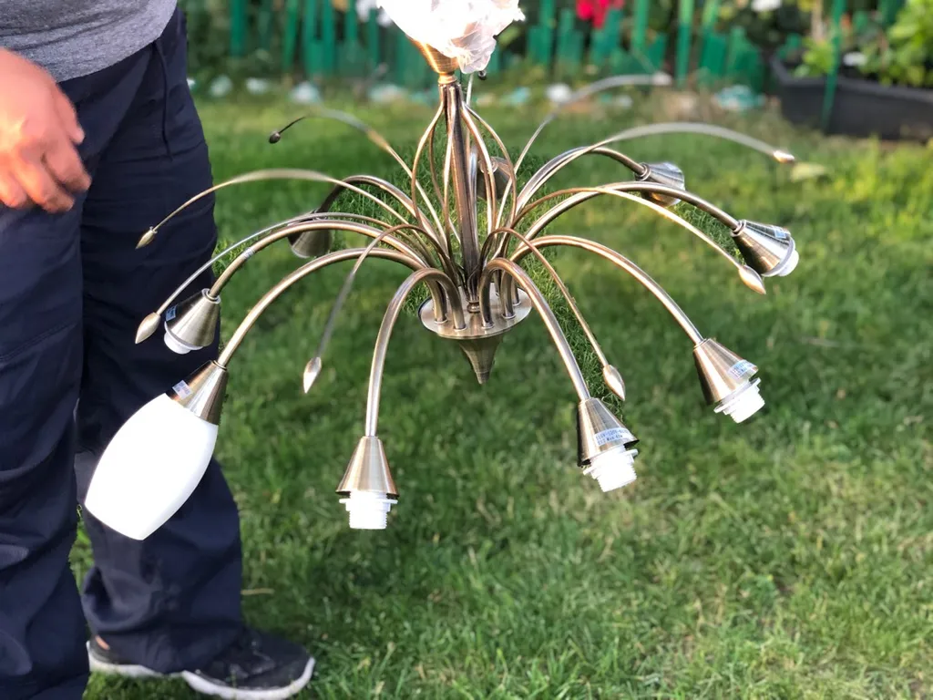 Brand New 9 Light Chandelier/ Light Fixture photo 1