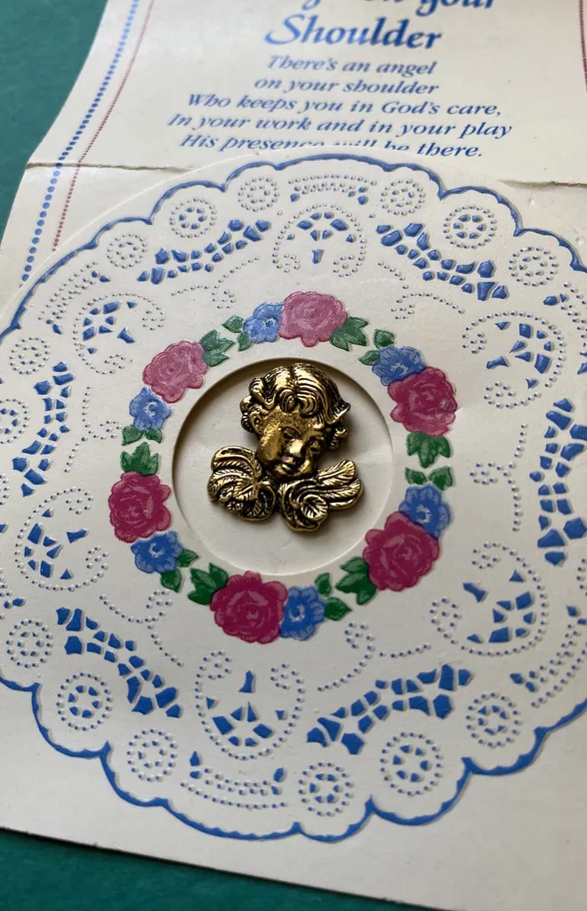 1990 Angel Pin photo 1
