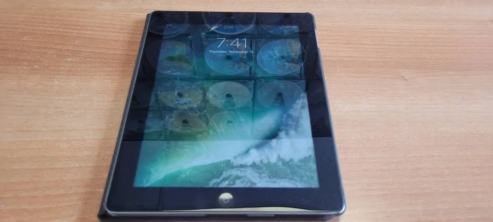 Apple iPad - 4th Gen 16GB Wifi photo 1