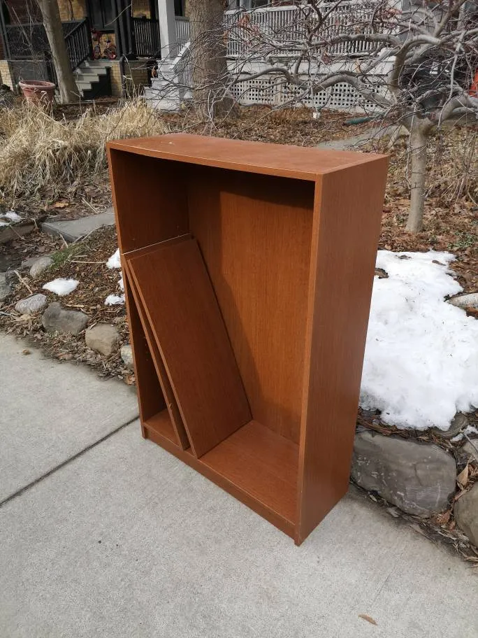 Curb Alert! Bookcase. Good Condition. photo 1