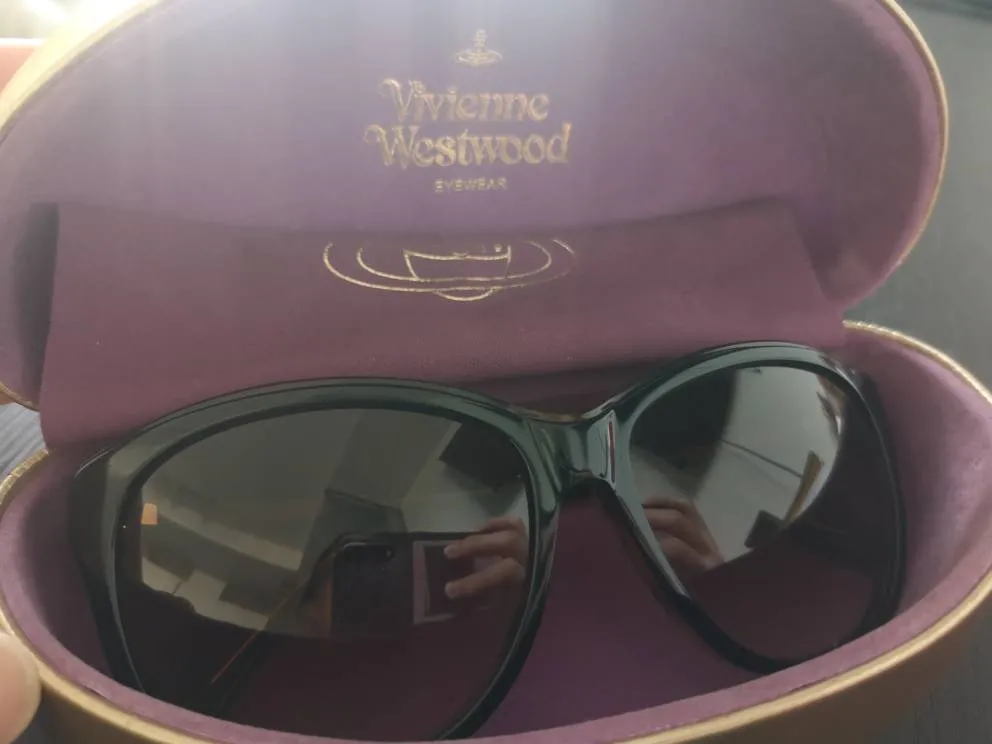 Vivien Westwood Sunglasses photo 1