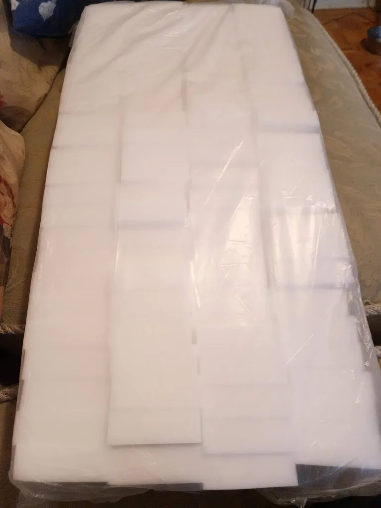 Trading Magic- Like Eraser Sponges photo 1