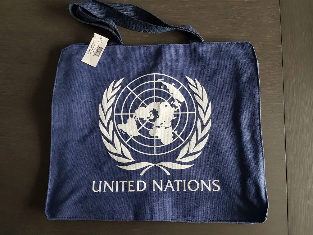 BNWT - UN Tote Bag photo 1
