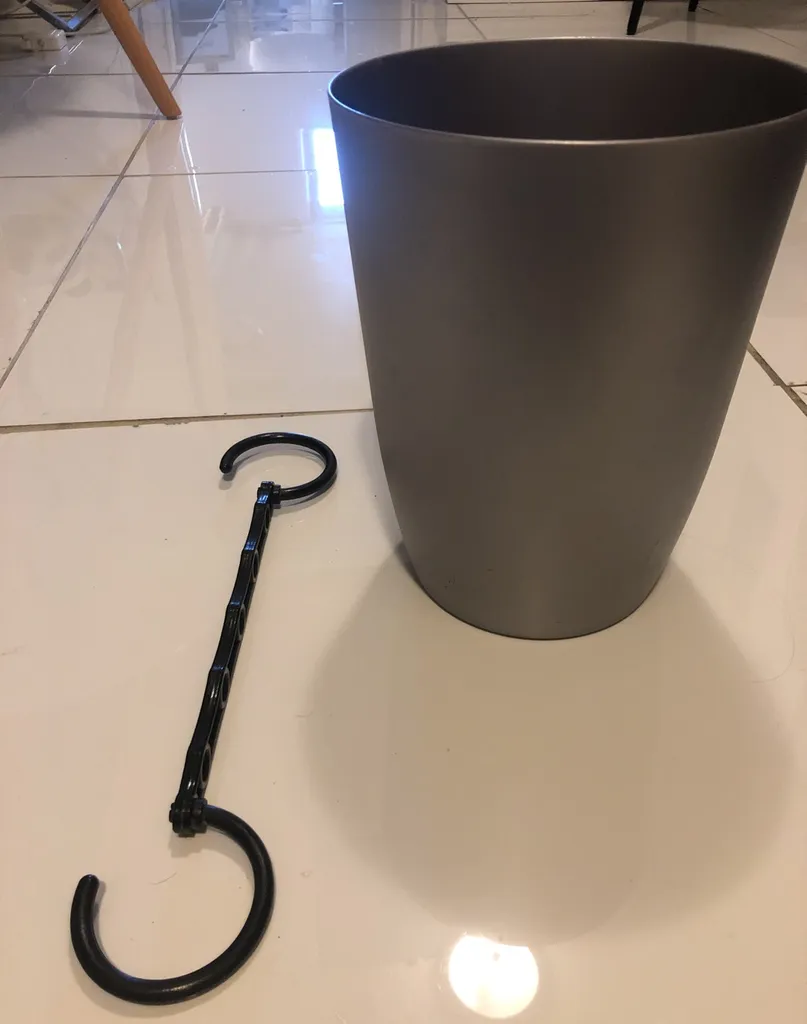 FREE! Plastic Items photo 1