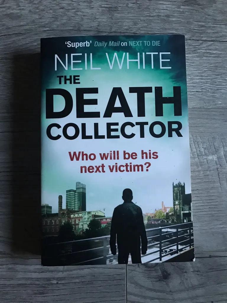 The Death Collector - Neil White, softcover photo 1