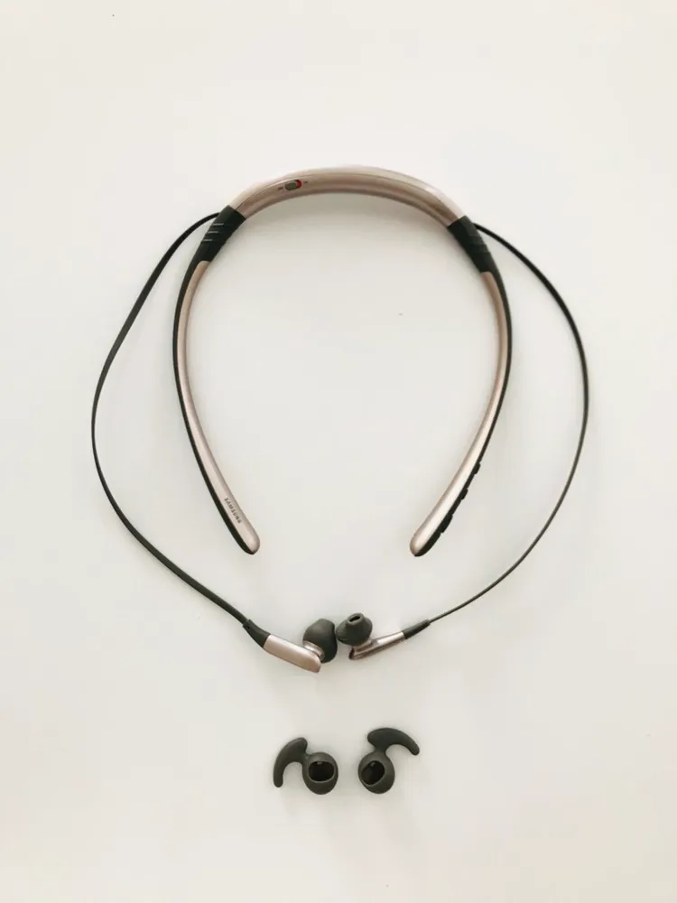 Bluetooth Earphones photo 1