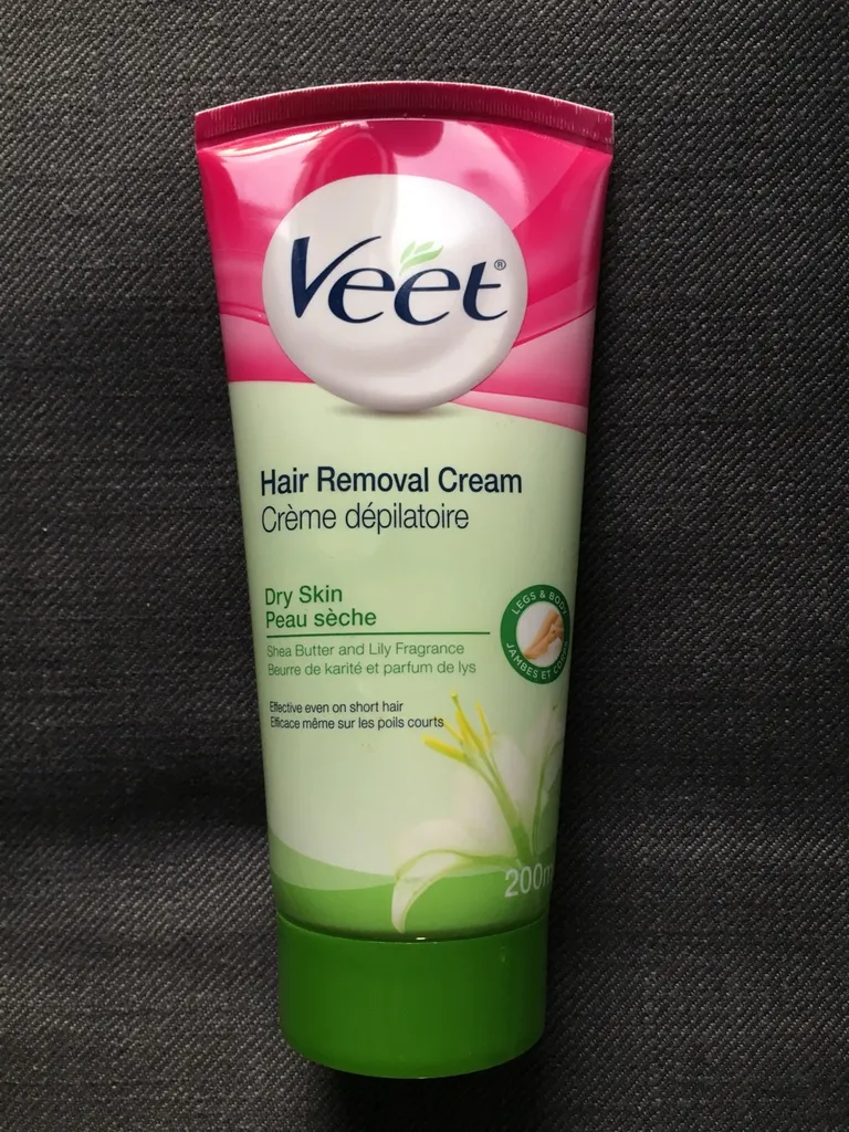 Veet Hair Removal Cream photo 1