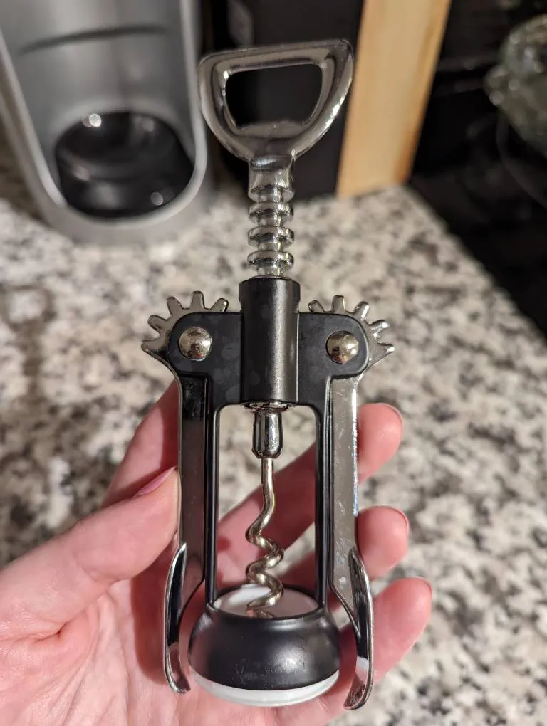 🌺 Wine Opener photo 1