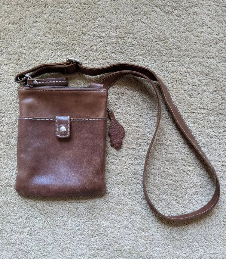 Roots Crossbody Purse photo 1