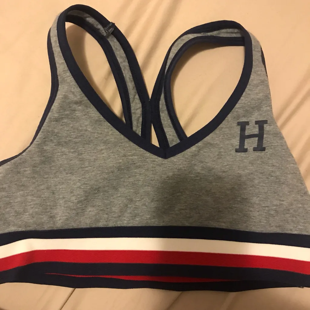 tommy hilfiger brallete photo 1