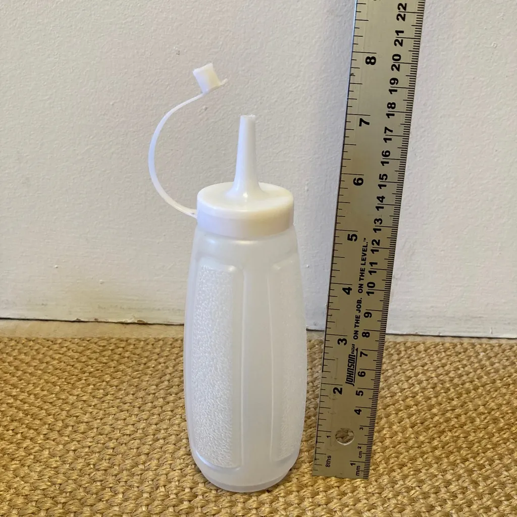 Liquid Squirt Bottle photo 1