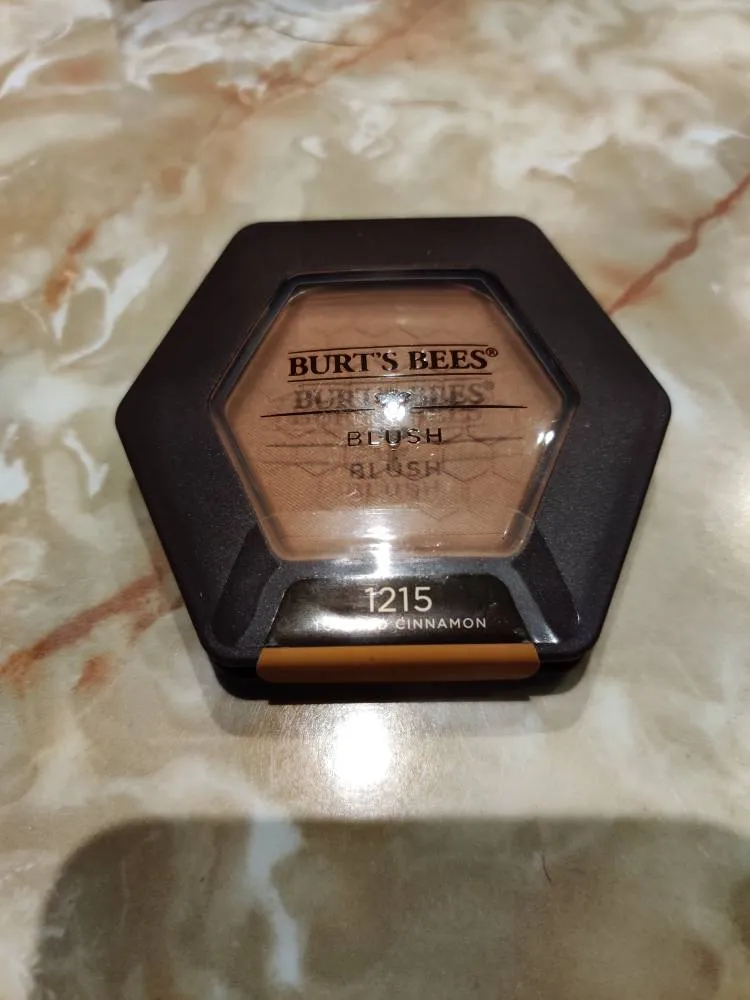 Brand New Burt's Bees Blush - Toasted Cinnamon photo 1