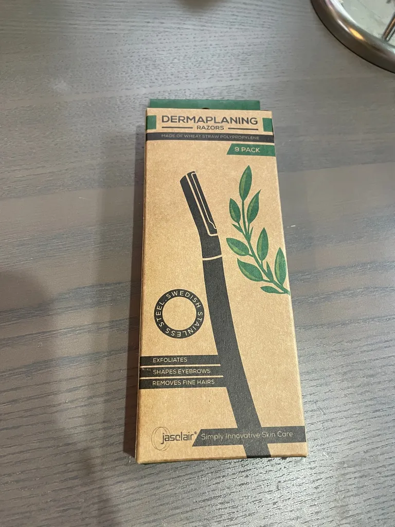 Unopened Dermaplaning Razors photo 1