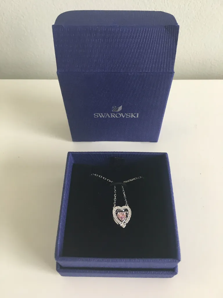 Swarovski Heart Necklace photo 1