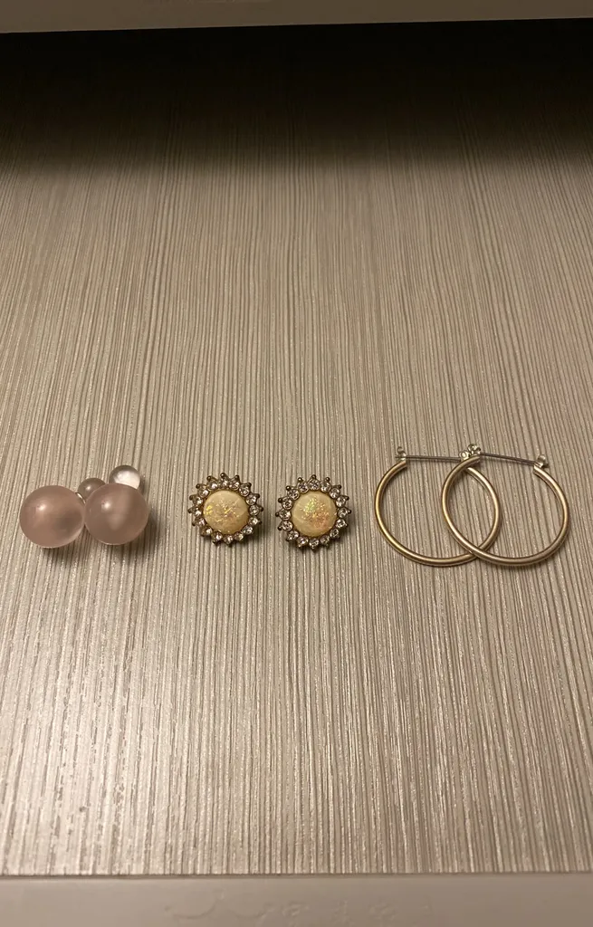 FREE Earrings photo 1