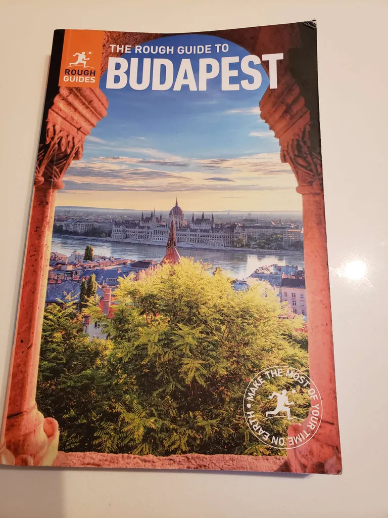 Budapest and Hungary travel guide, travel book photo 1