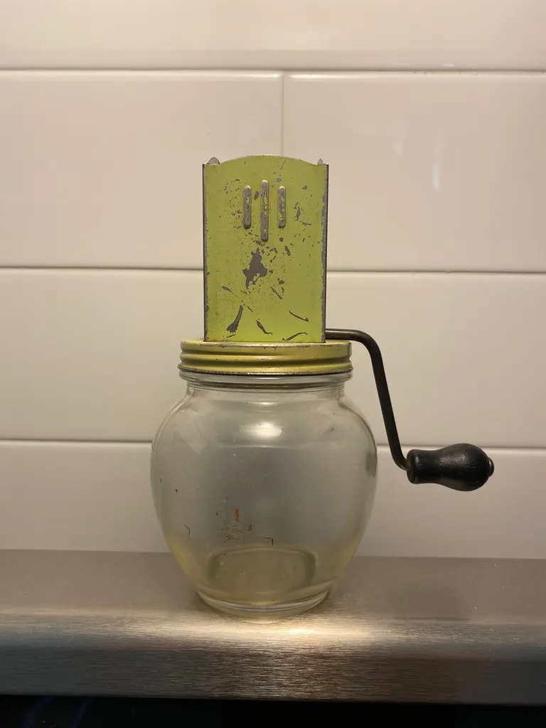 Vintage Grinder photo 1