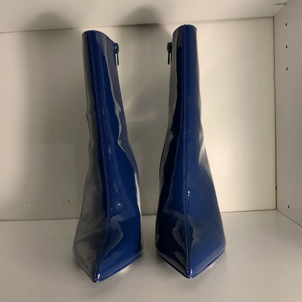 BRAND NEW CALVIN KLEIN BOOTIES photo 1