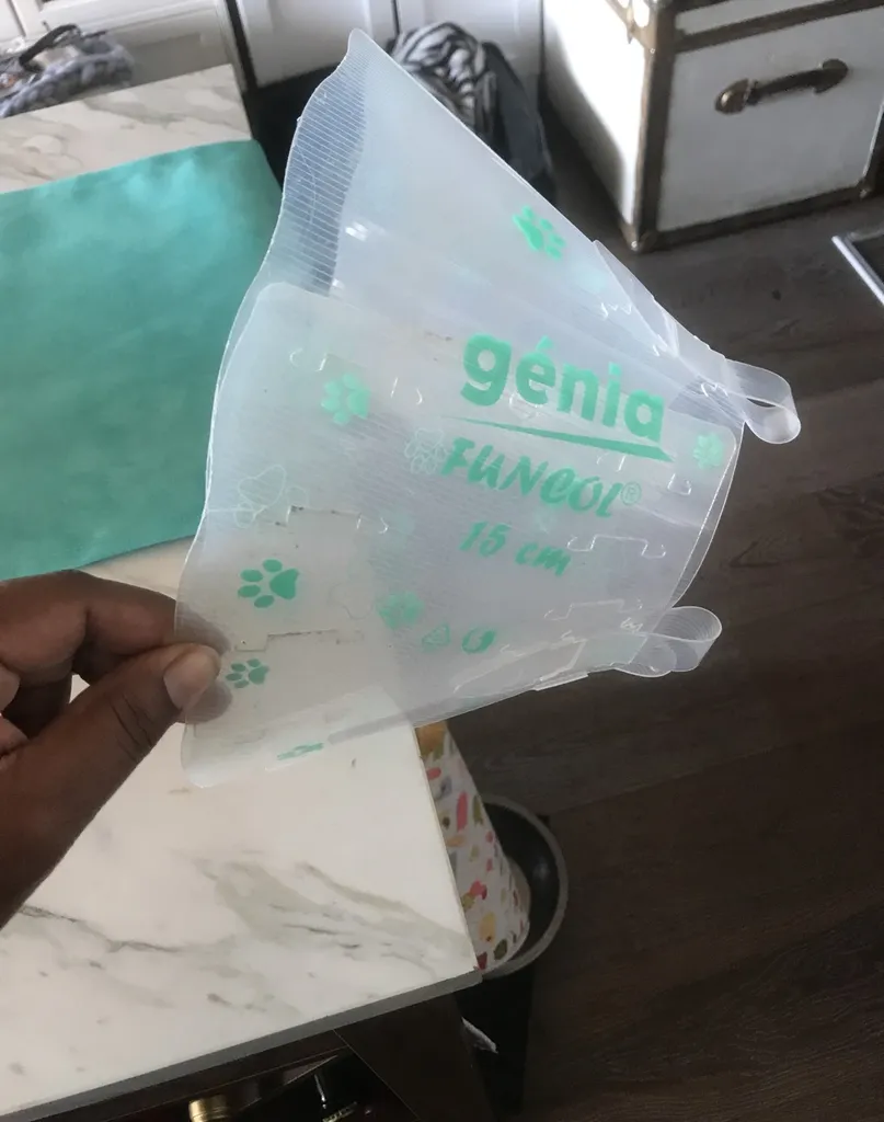 15cm Funcone (cone Of Shame) photo 1