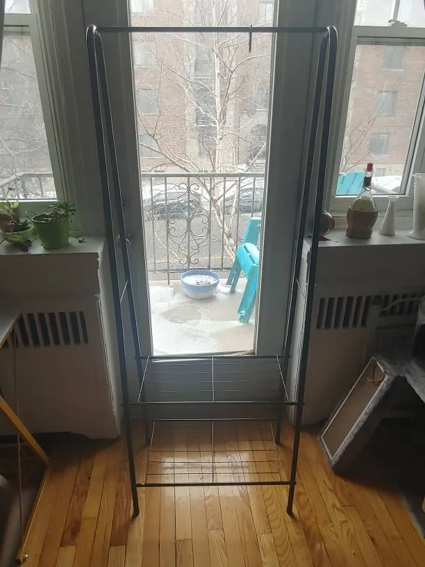 Lil Clothes Rack Thingy photo 1