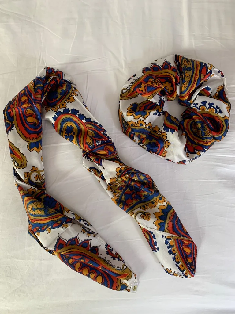 Scarf And Scrunchie Set photo 1