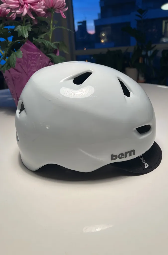 Bern Bike Helmet photo 1