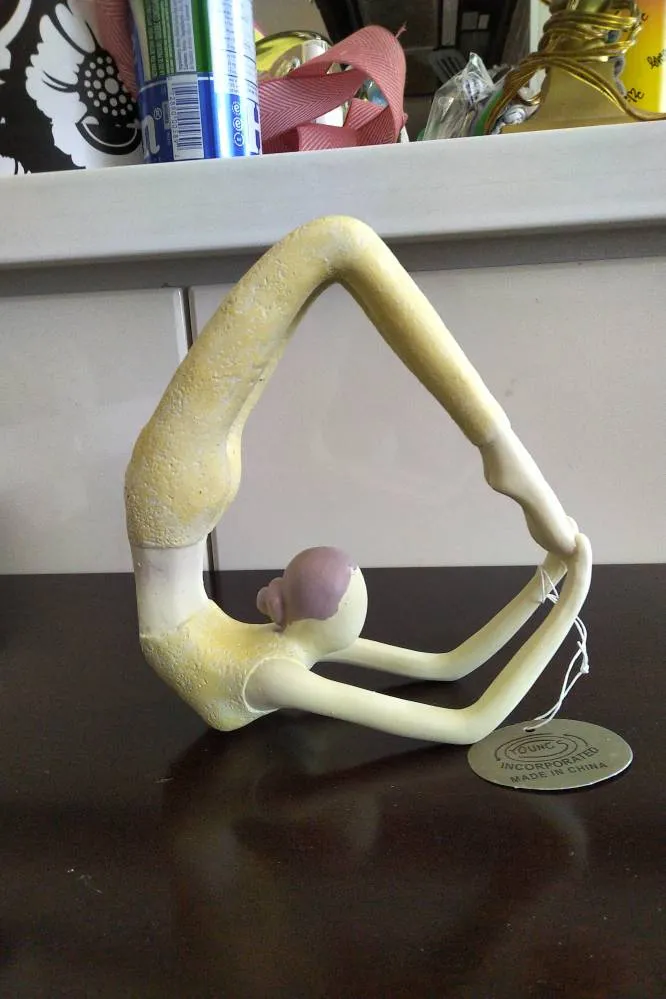 BNWT Yoga Bow Pose Decorative Figurine photo 1