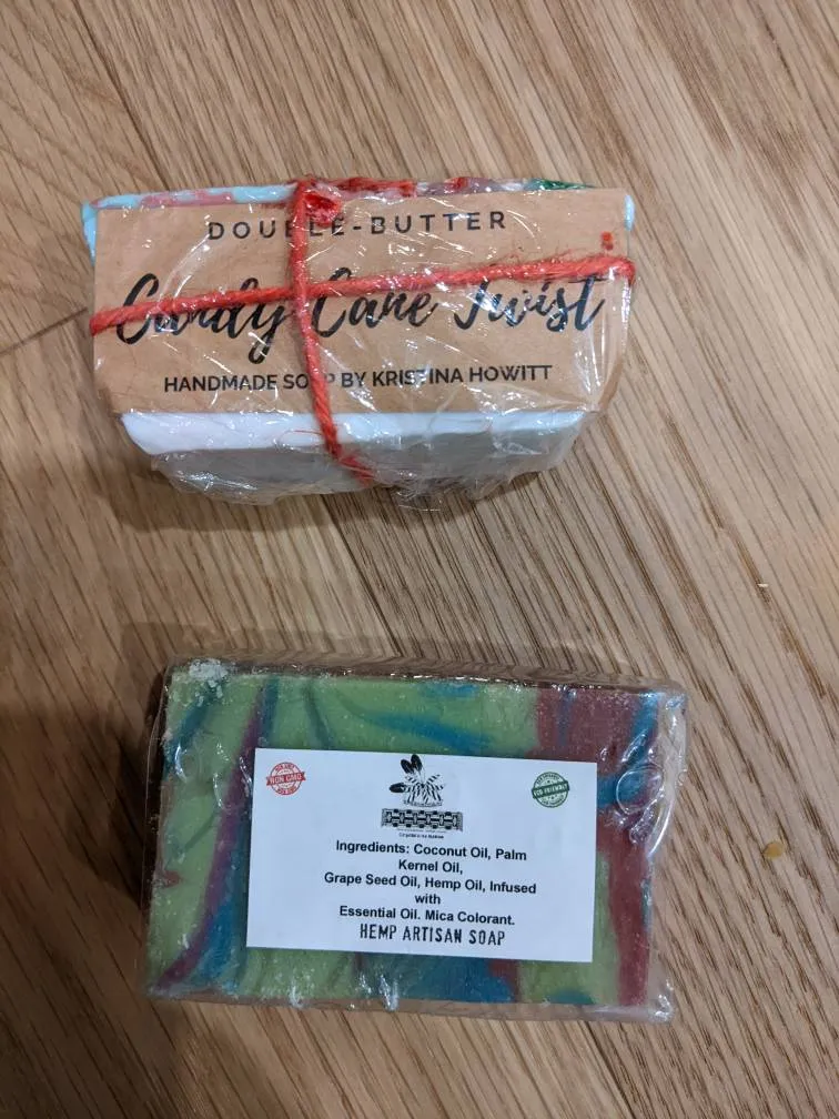 2 Bnib Gift Soaps photo 1