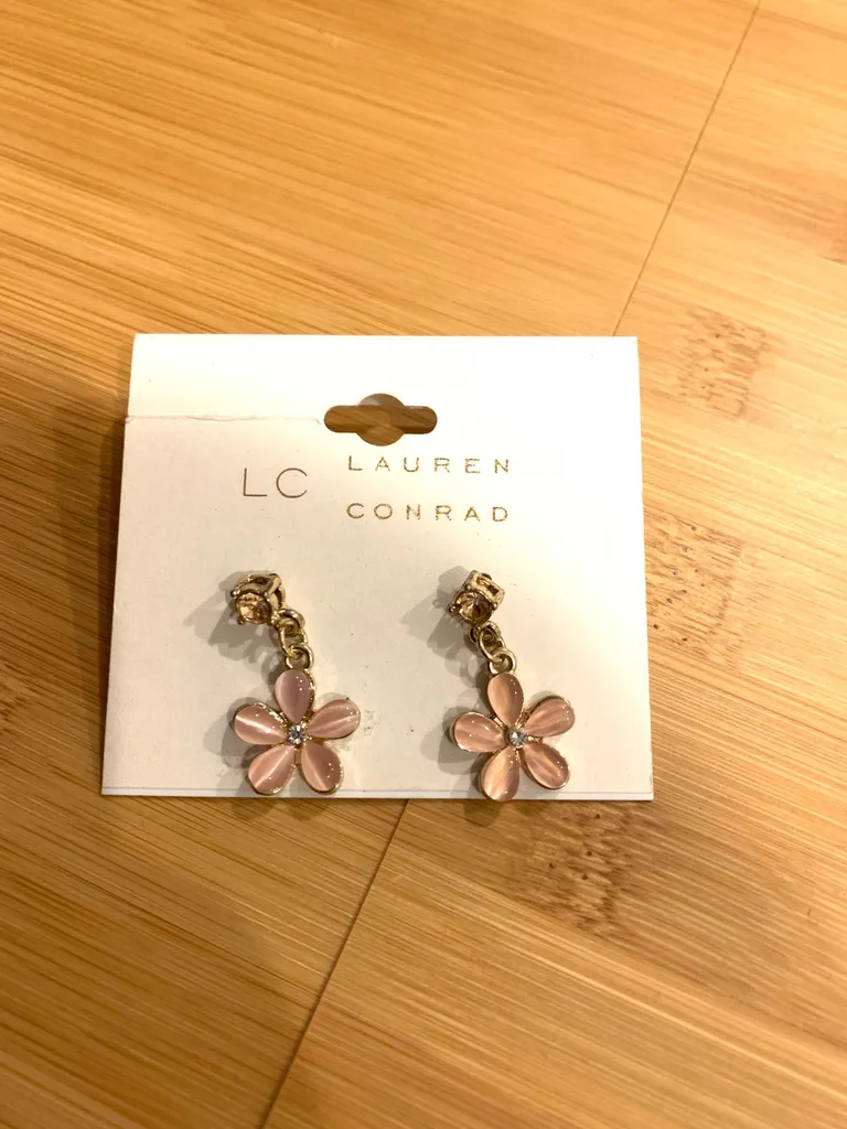 Flower Earrings photo 1