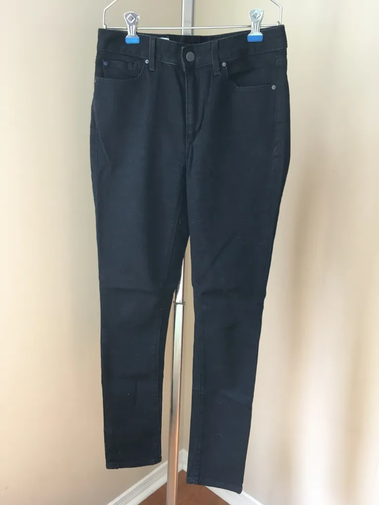 Gap Size 26 High Rise Skinny Jeans Black photo 1