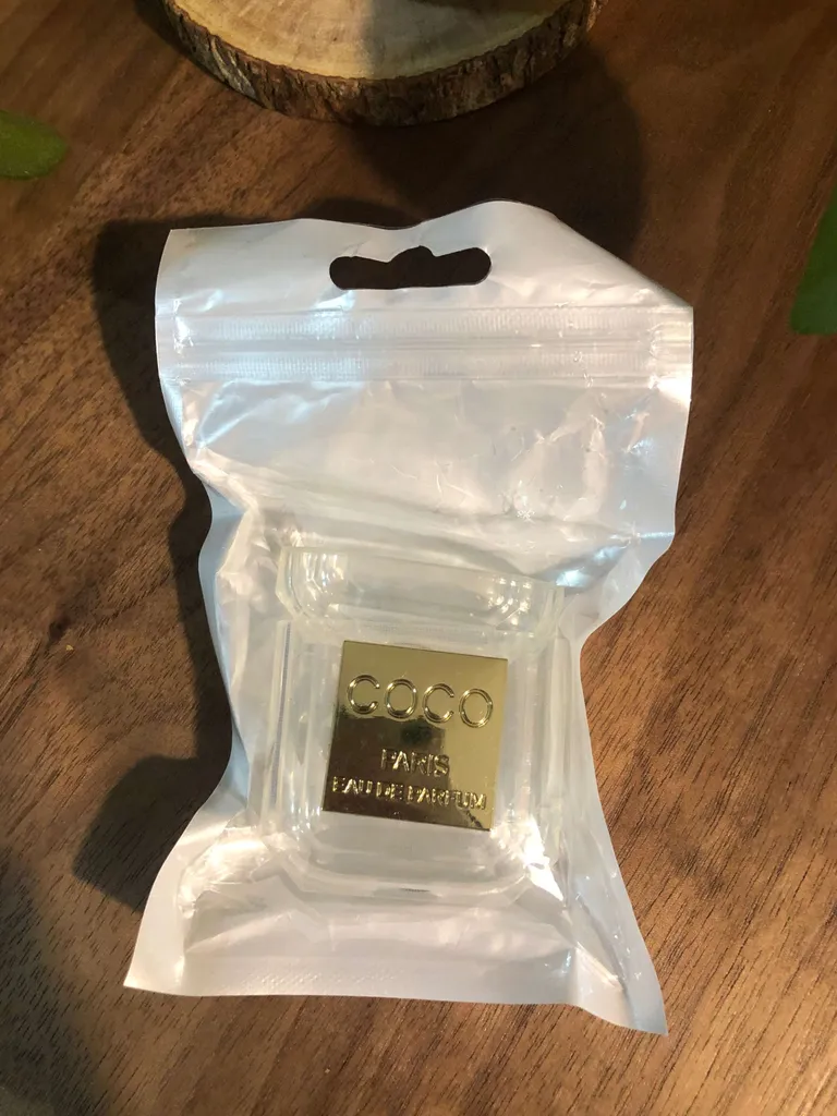 Airpod Case Cover photo 1