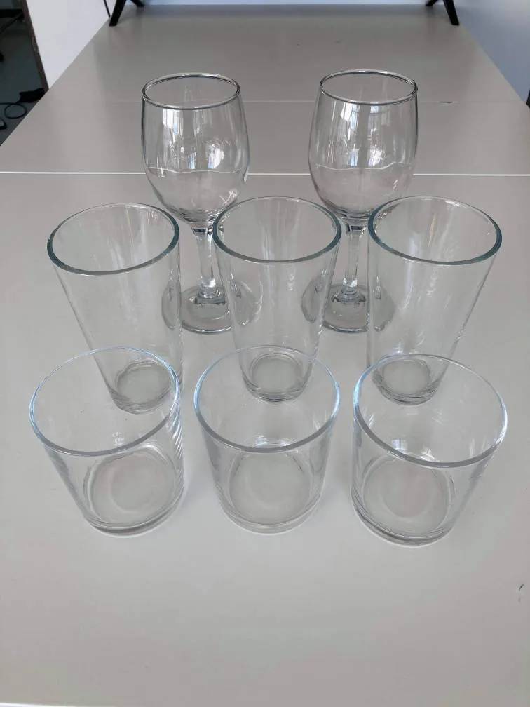 8 Glasses Set photo 1