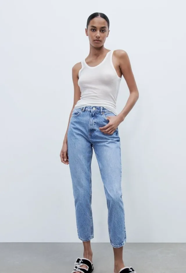 Zara Mom Jeans photo 1