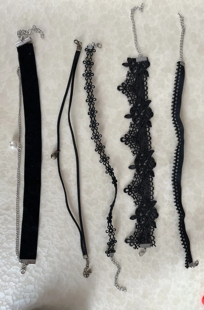 Set Of 5 Chokers photo 1