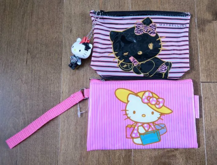 Hello Kitty Makeup Bags photo 1