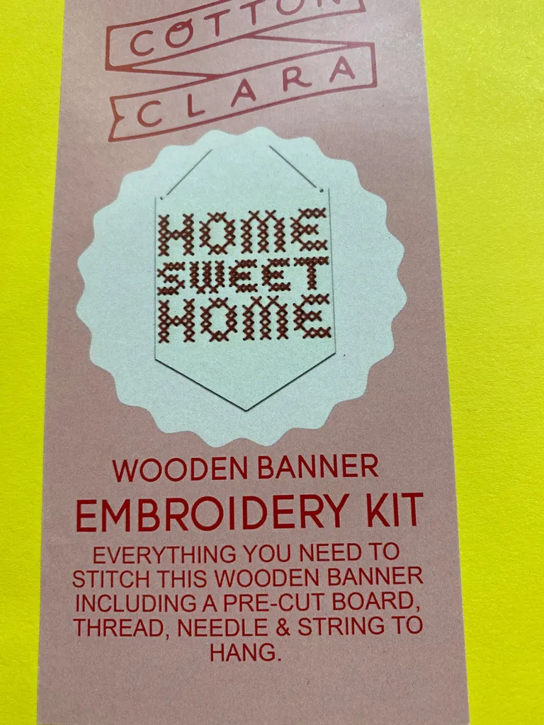 Embroidery Kit Wooden Banner photo 1