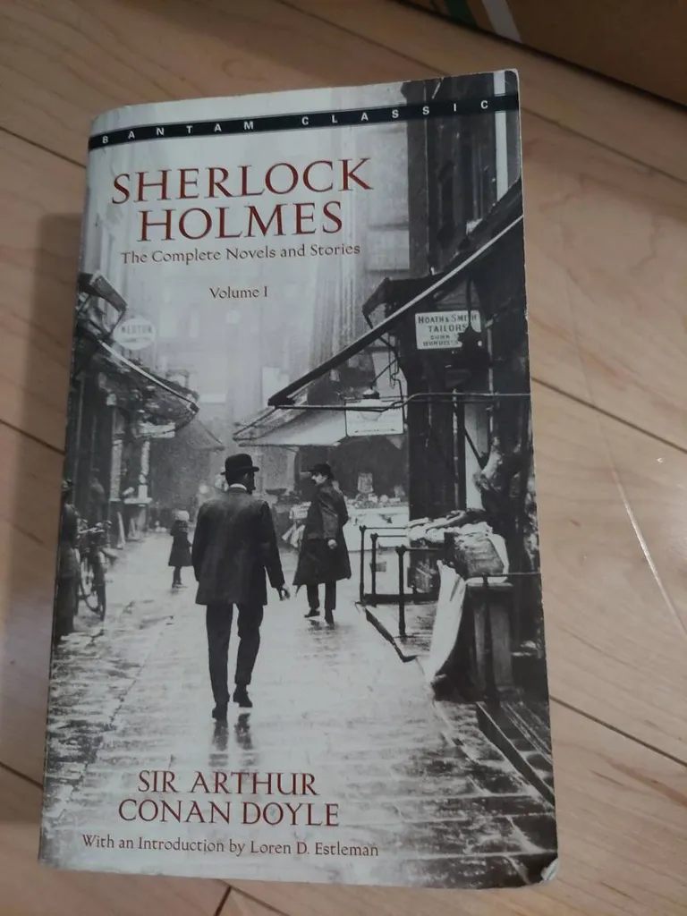 Sherlock Holmes photo 1