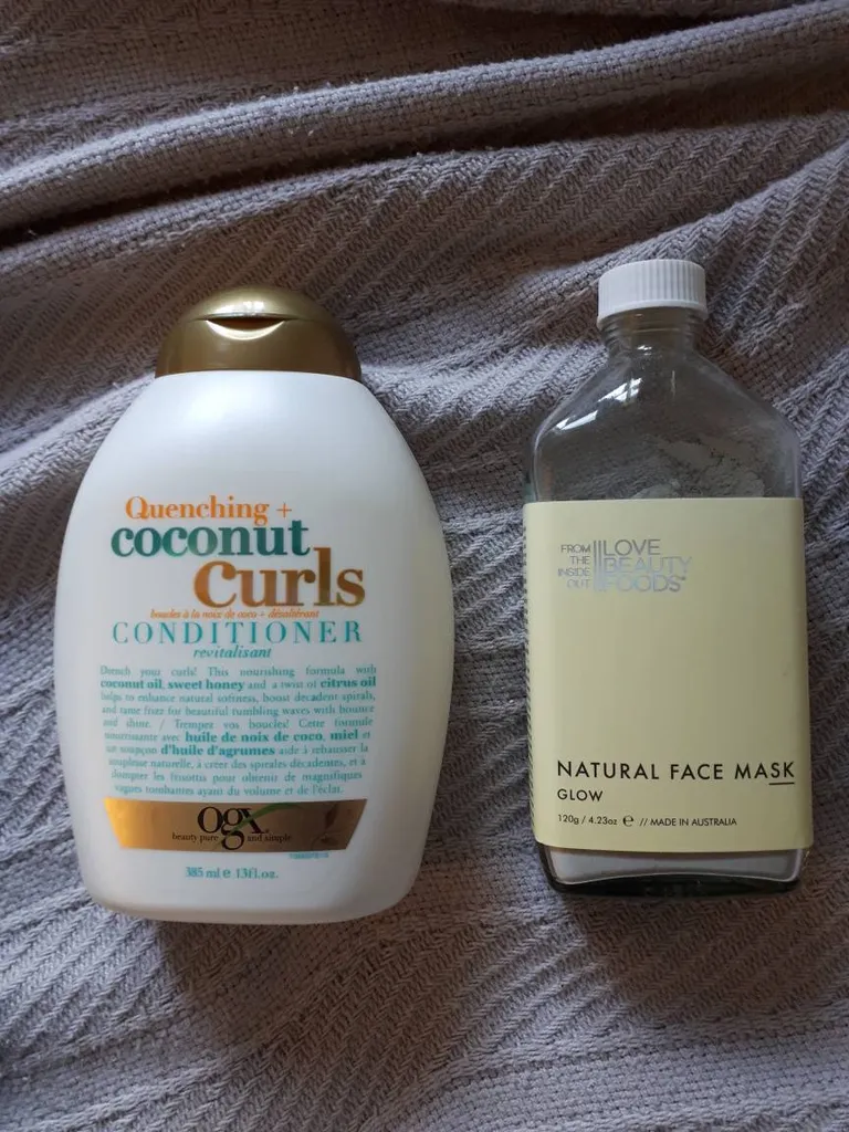 Conditioner and face mask photo 1