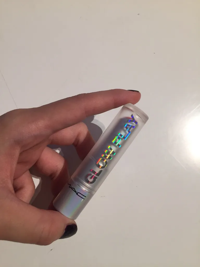 Mac Glow Play Lip Balm photo 1