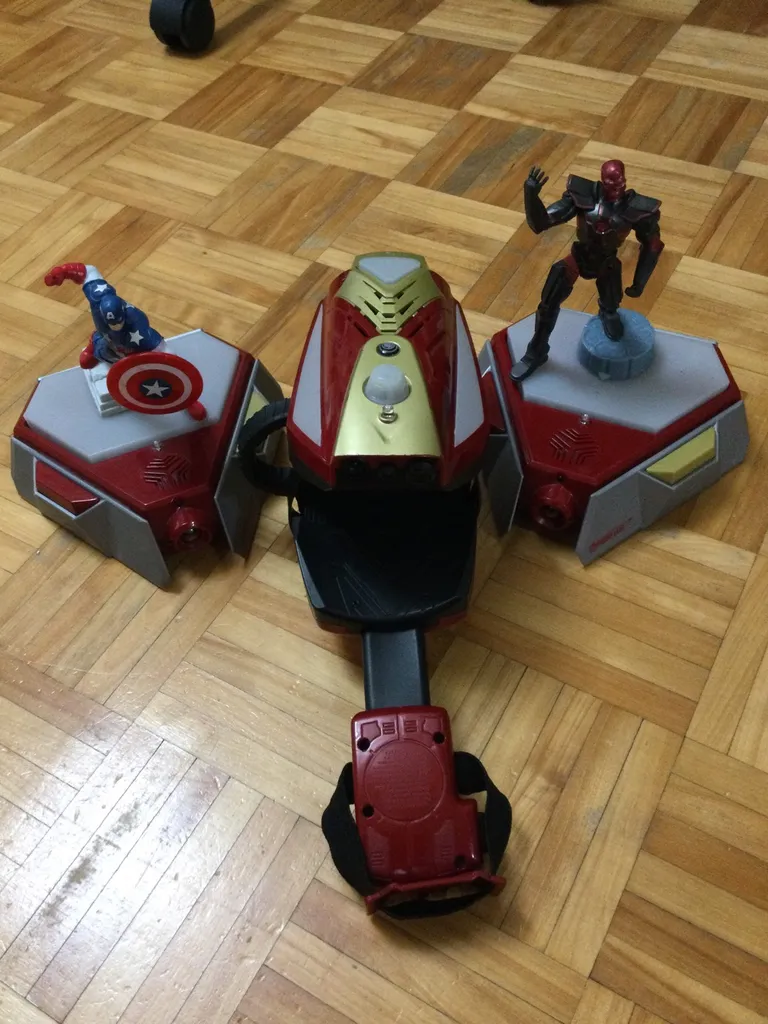 Disney Playmation Marvel Avengers - Ironman photo 1