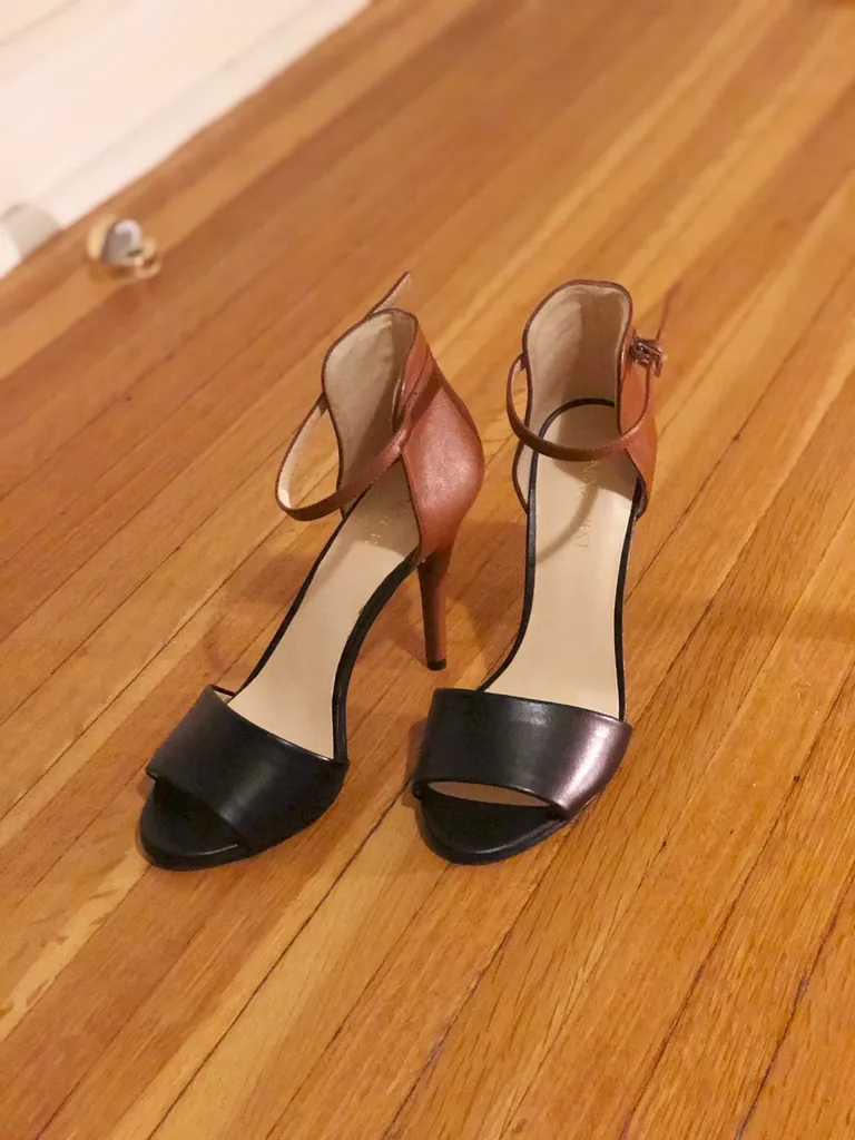 Nine West Size 6 Heels photo 1