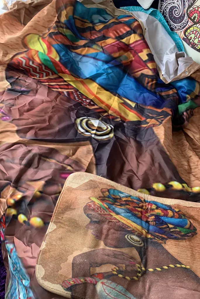 Beautiful African Shower Curtain And Mat photo 1