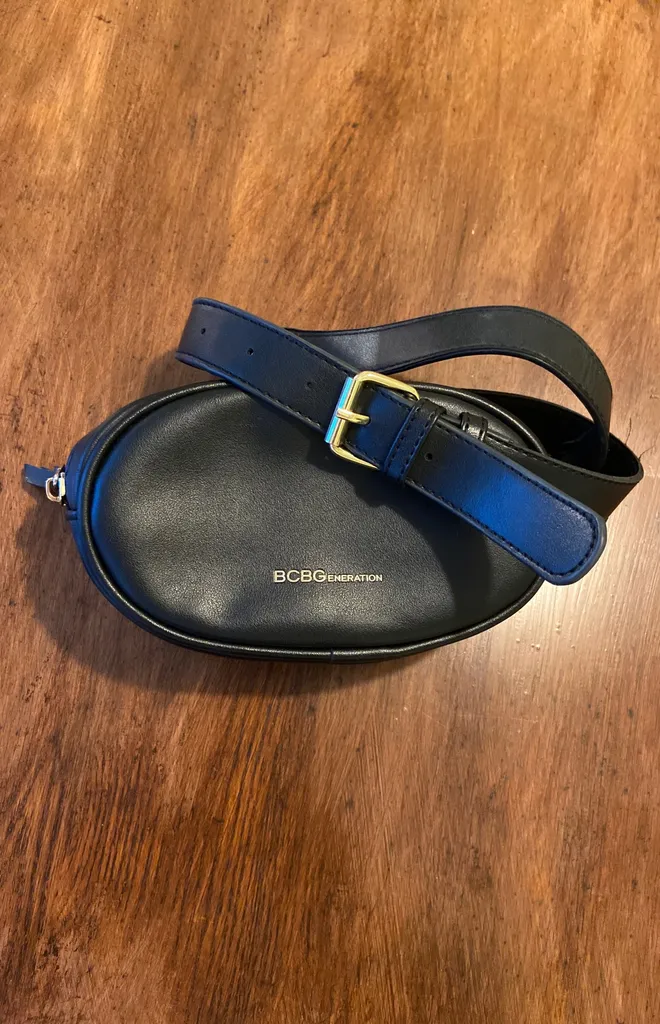BCBG bum Bag (Fanny Pack) photo 1