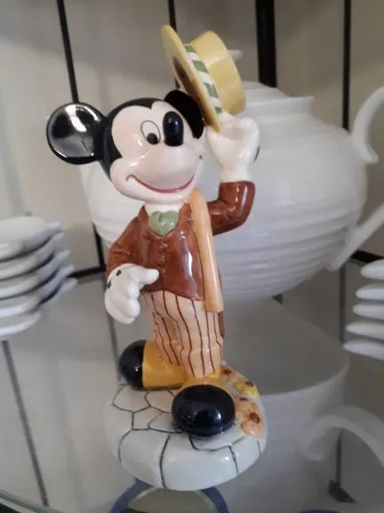 Mickey Totally Nineties Figurine photo 1